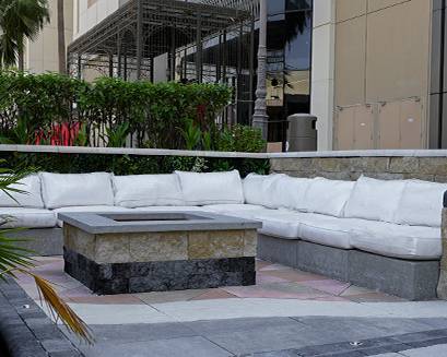 Outdoor dining set